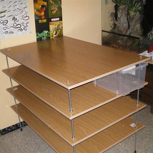 abril dia 13, rack, sandra dones aigua 112 (Medium).jpg